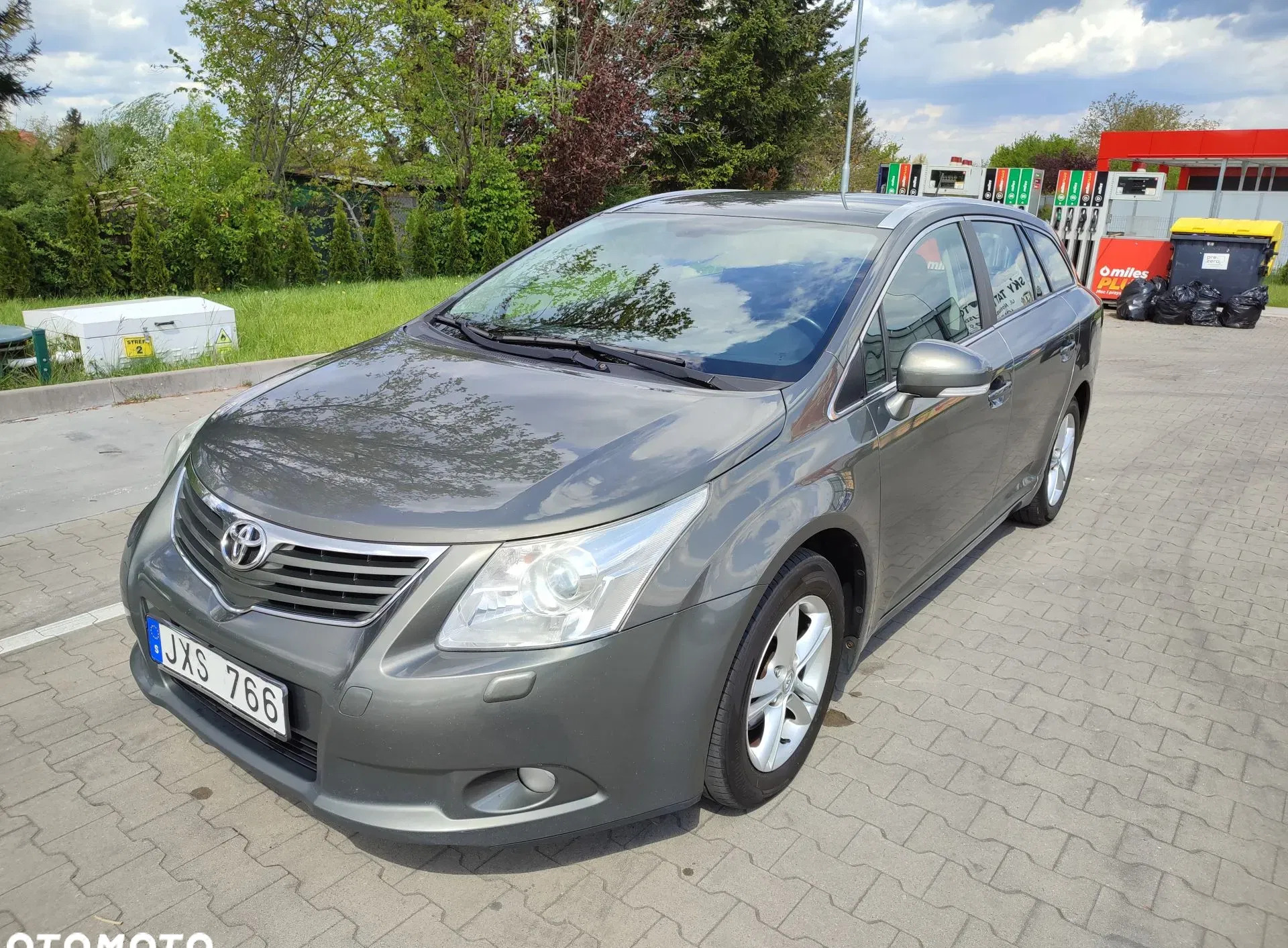 samochody osobowe Toyota Avensis cena 25900 przebieg: 308000, rok produkcji 2009 z Radom